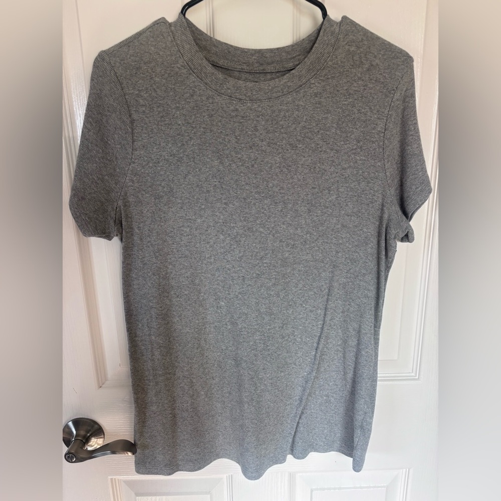A New Day Heather Gray Ribbed Tee